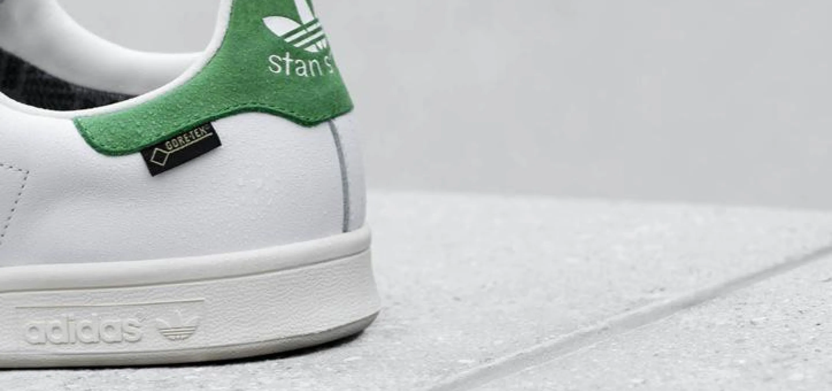adidas gazelle silver green womens adidas Originals Moskva Goretex "Chalk White" | S79981