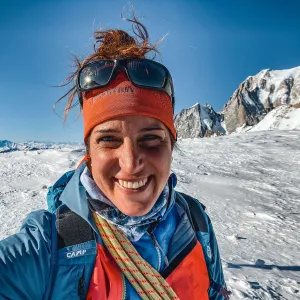 Headshot of Tamara Lunger